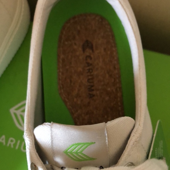 Cariuma OCA  off-white canvas sneaker Woman’s 10 Men’s 8.5 New - Picture 5 of 8